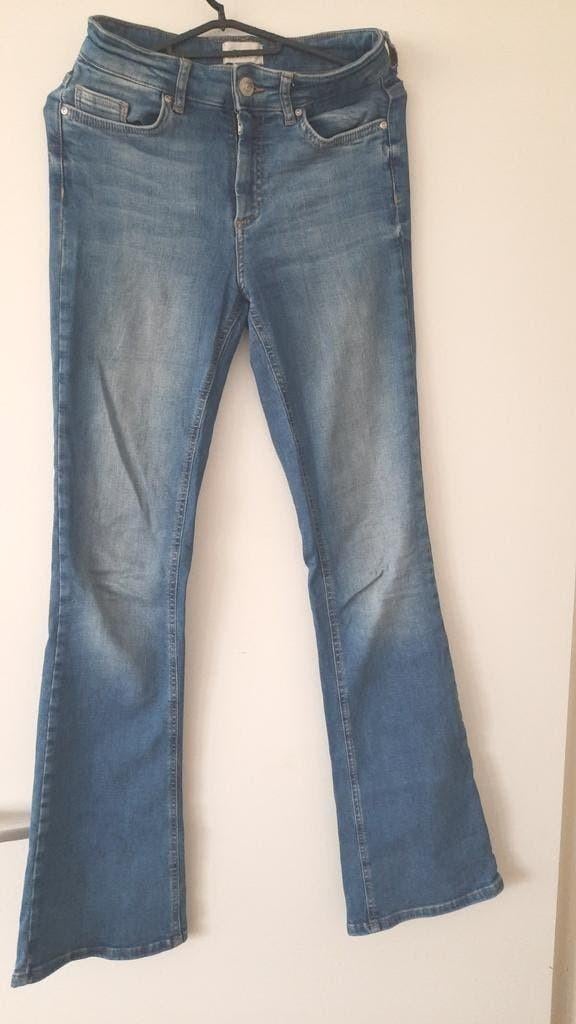 ONLY flared jeans W32, Blauw, Ophalen of Verzenden, ONLY, W30 - W32 (confectie 38/40)