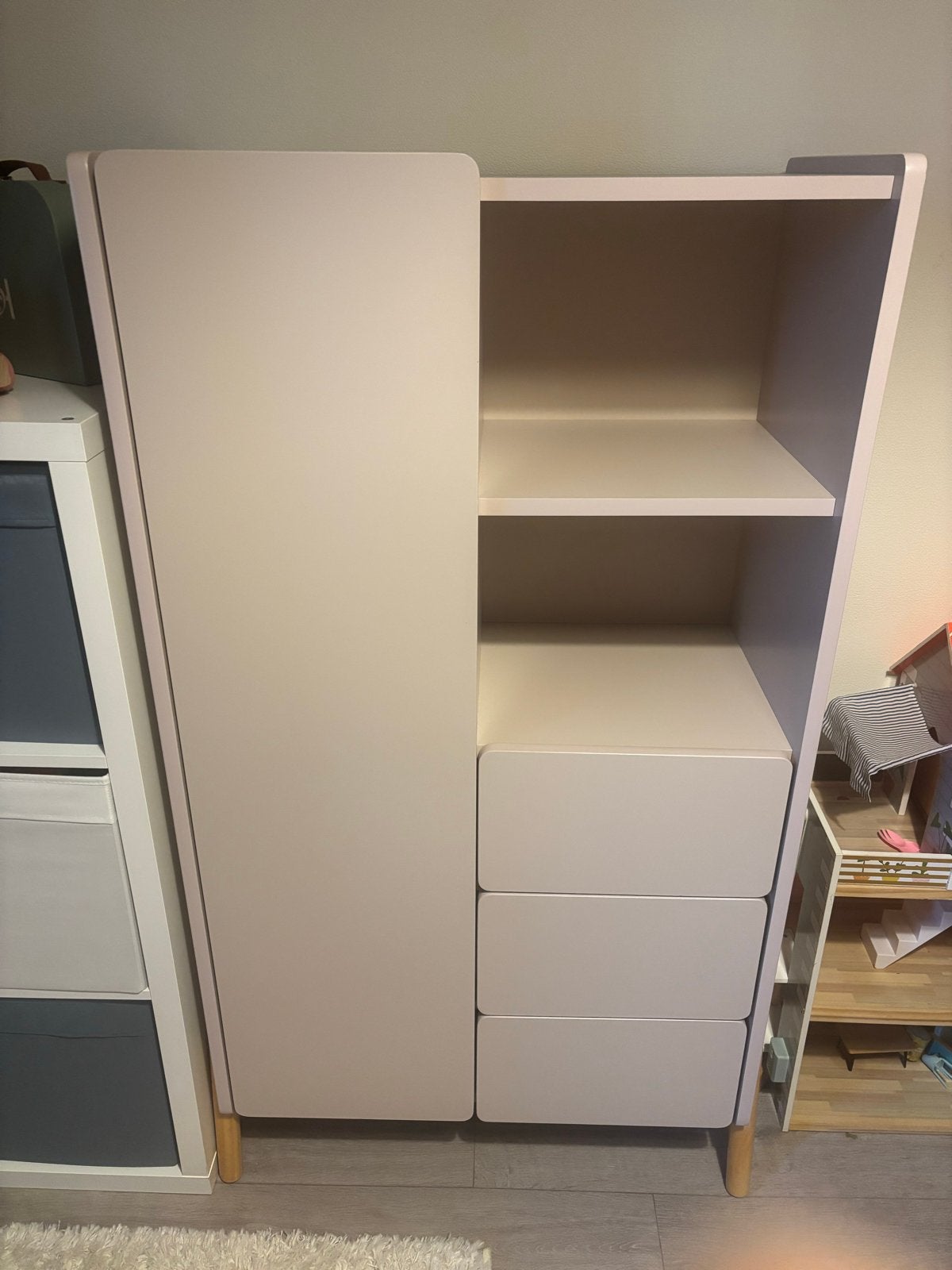 Oud roze kinderkast - 73x38x135 cm - Super netjes!, Ophalen, Gebruikt, 105 cm of meer, Minder dan 50 cm