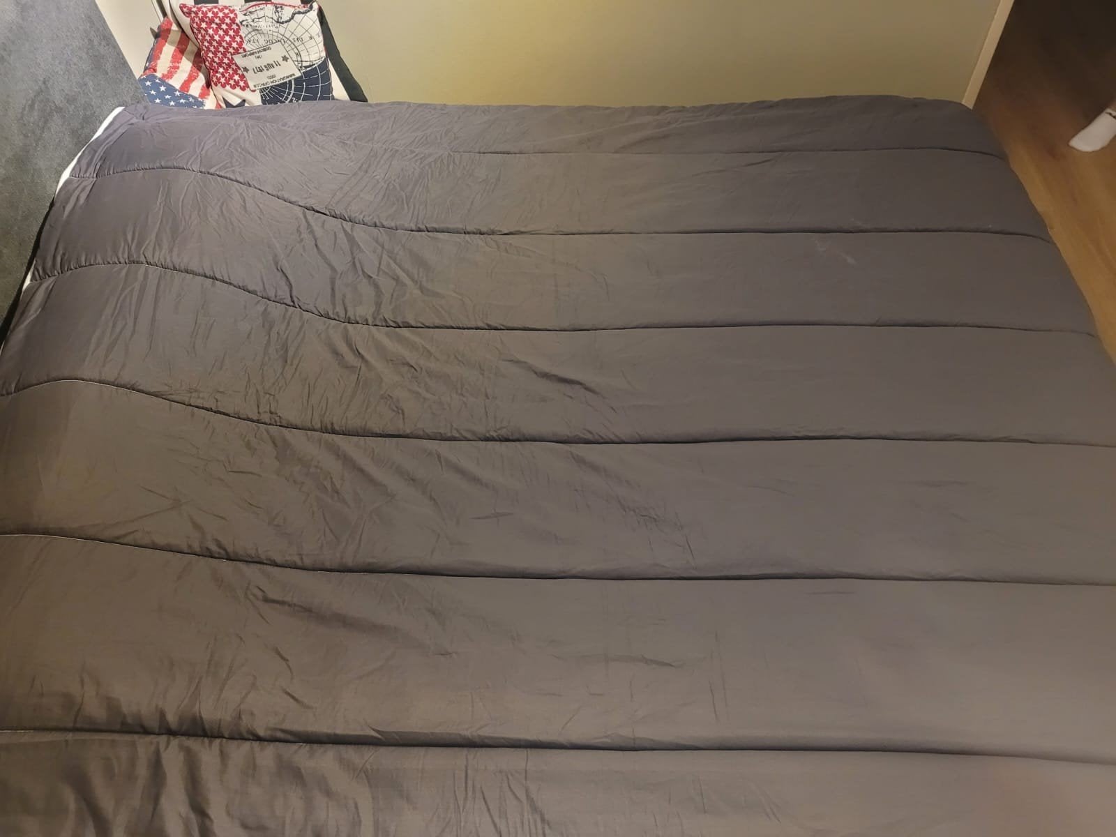 Hoesloos dekbed 240x200 - Zo goed als nieuw, Ophalen of Verzenden, Zo goed als nieuw, Tweepersoons, Deken of Dekbed