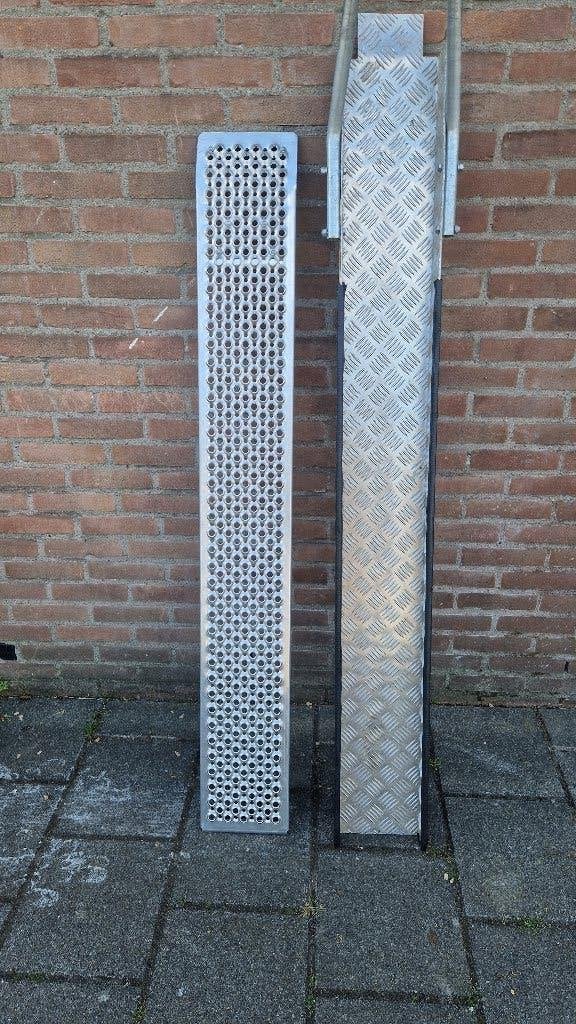 Inrijgoot en  Oprijplaat, Auto diversen, Ophalen, Gebruikt