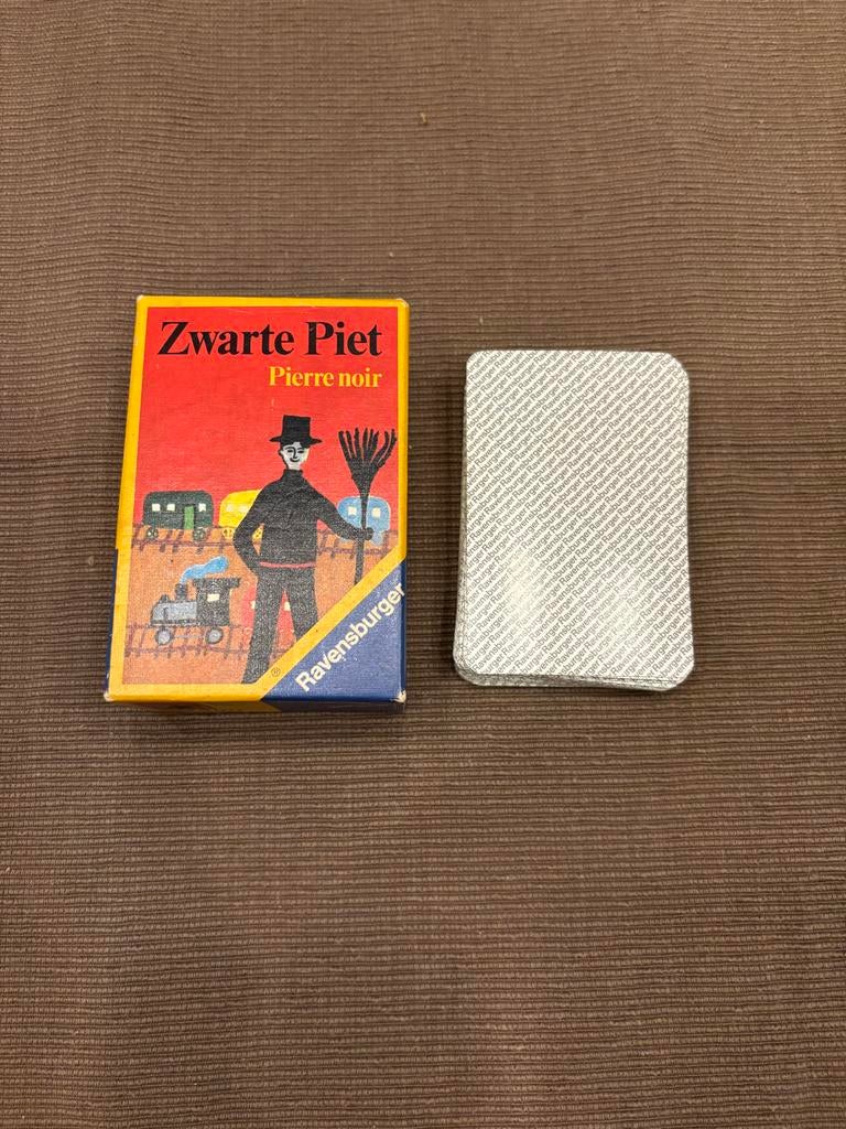 Zwarte Piet kaartspel Ravensburger Vintage Pierre Noir 1978!, Hobby en Vrije tijd, Gezelschapsspellen | Kaartspellen, Vijf spelers of meer