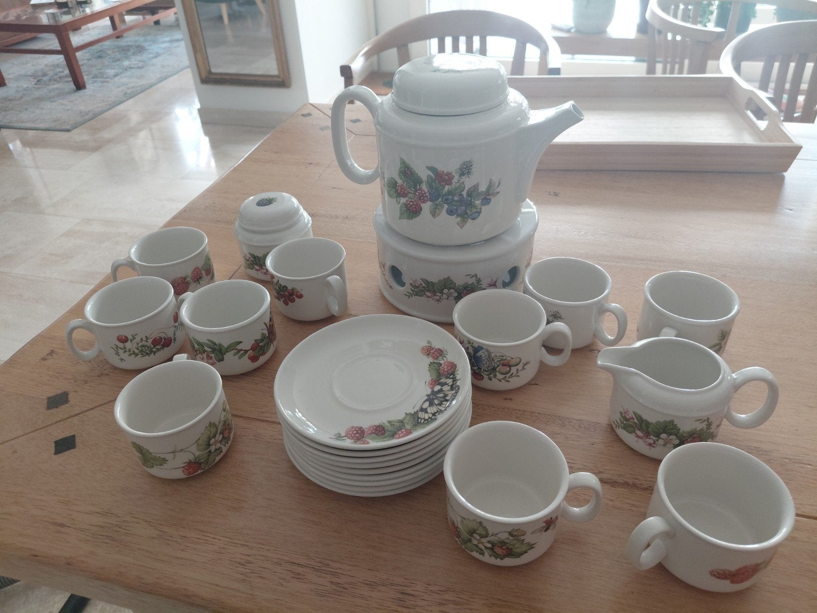 Marjolein Bastin servies, Ophalen of Verzenden, Zo goed als nieuw, Overige stijlen, Kop(pen) en/of Schotel(s)
