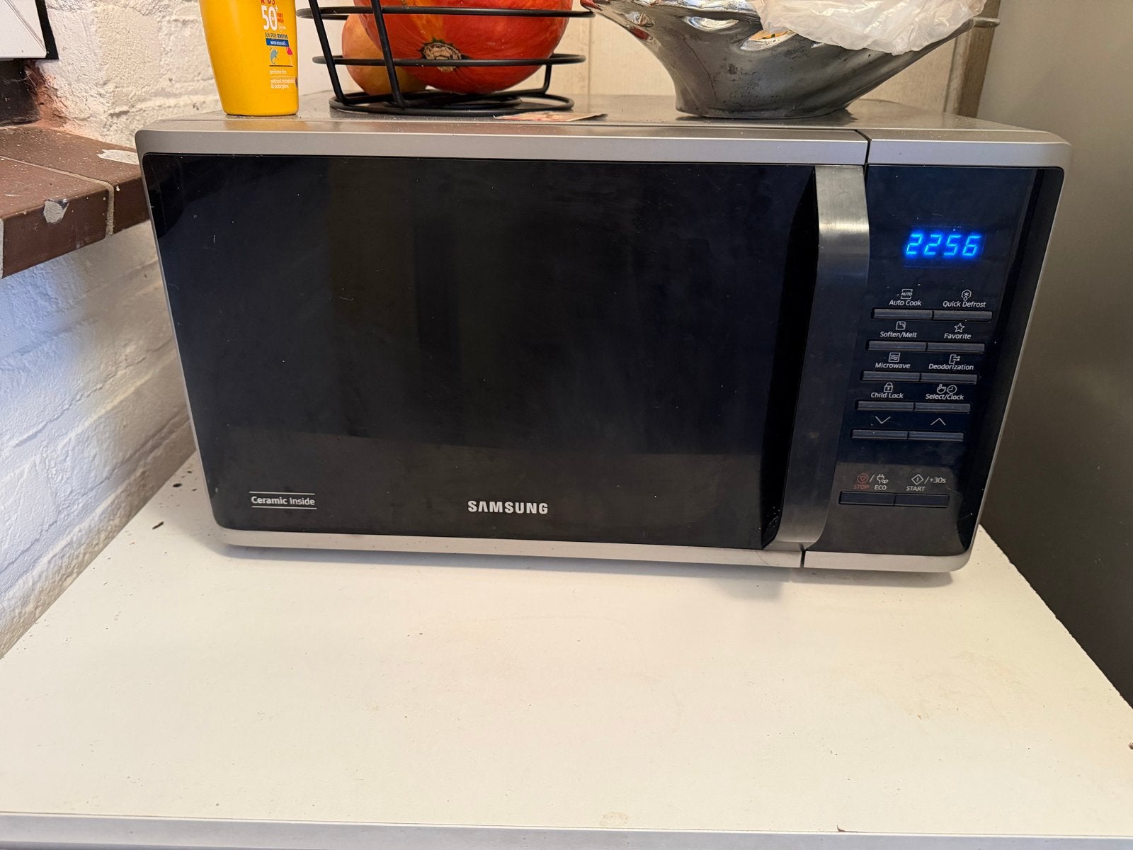 Samsung Vrijstaande Combimagnetron - Zo goed als nieuw, Combimagnetron, Grill, Ophalen of Verzenden, Zo goed als nieuw
