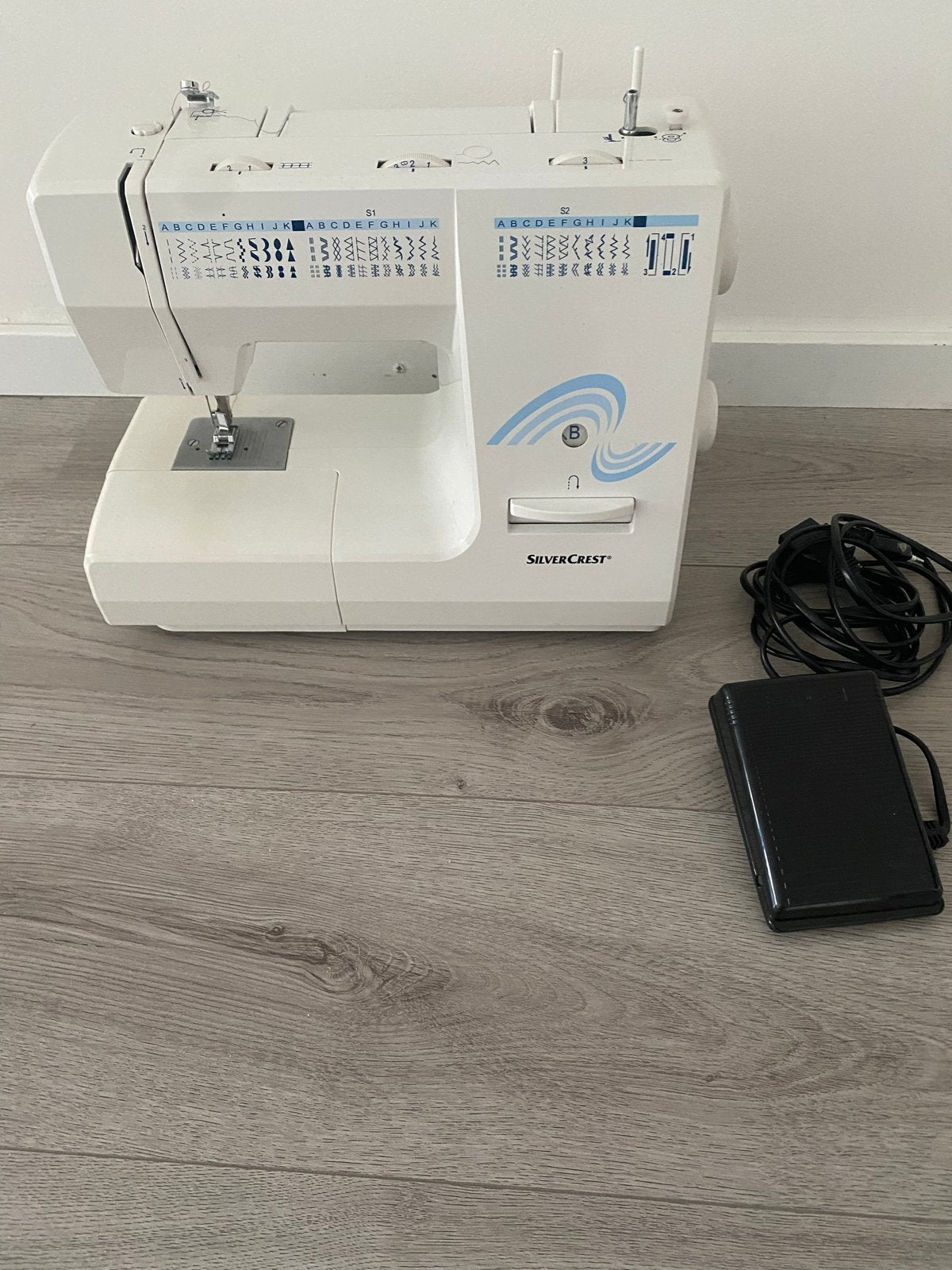 SilverCrest Naaimachine - Goed in staat, Ophalen, Zo goed als nieuw, Naaimachine, Overige merken