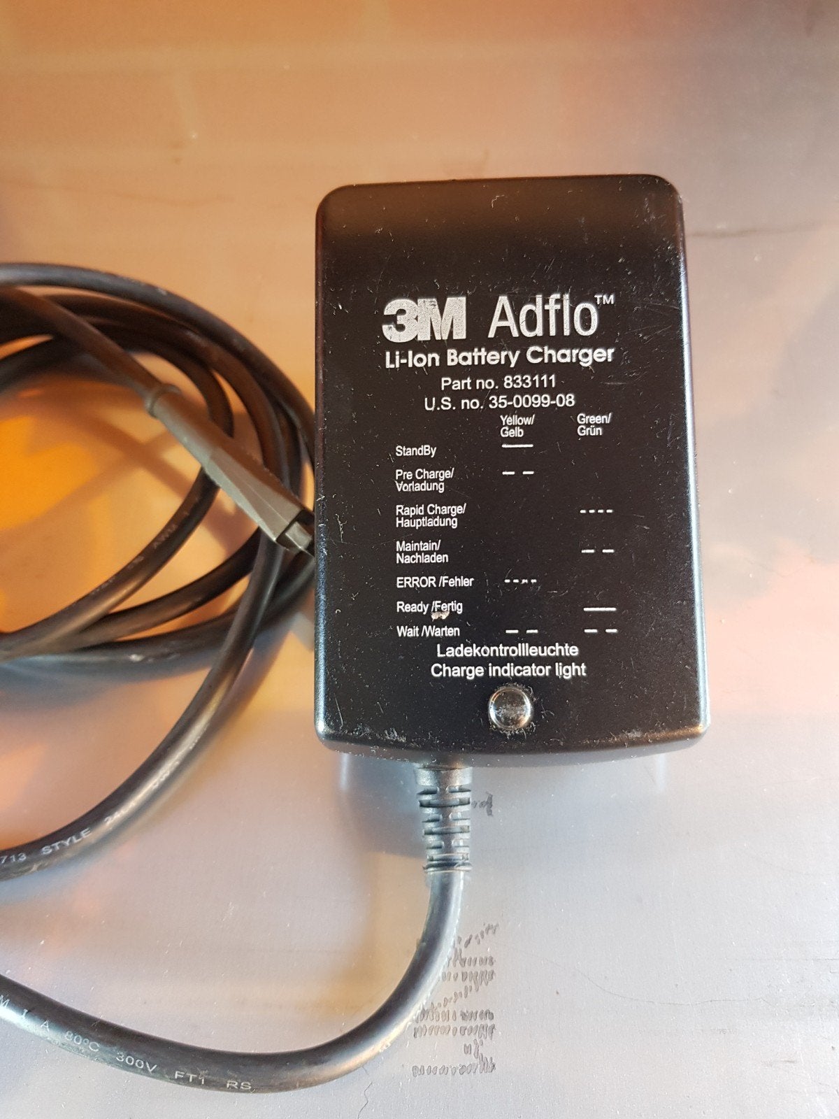 3M Adflo acculader., Ophalen of Verzenden, Zo goed als nieuw, 250 ampère of meer, Overige typen