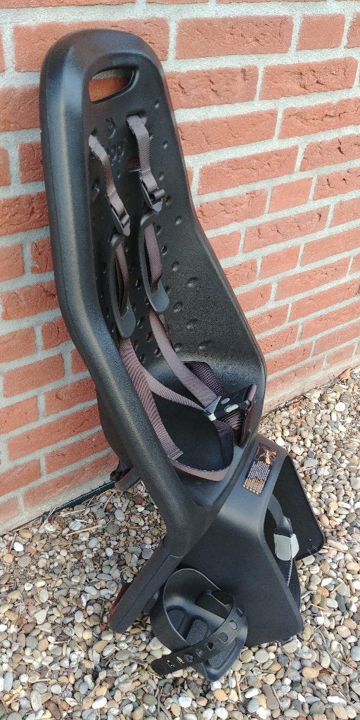 Thule Yepp Maxi Easyfit in absolute nieuwstaat, Fietsen en Brommers, Ophalen, Achterzitje, Voetsteuntjes, Zo goed als nieuw