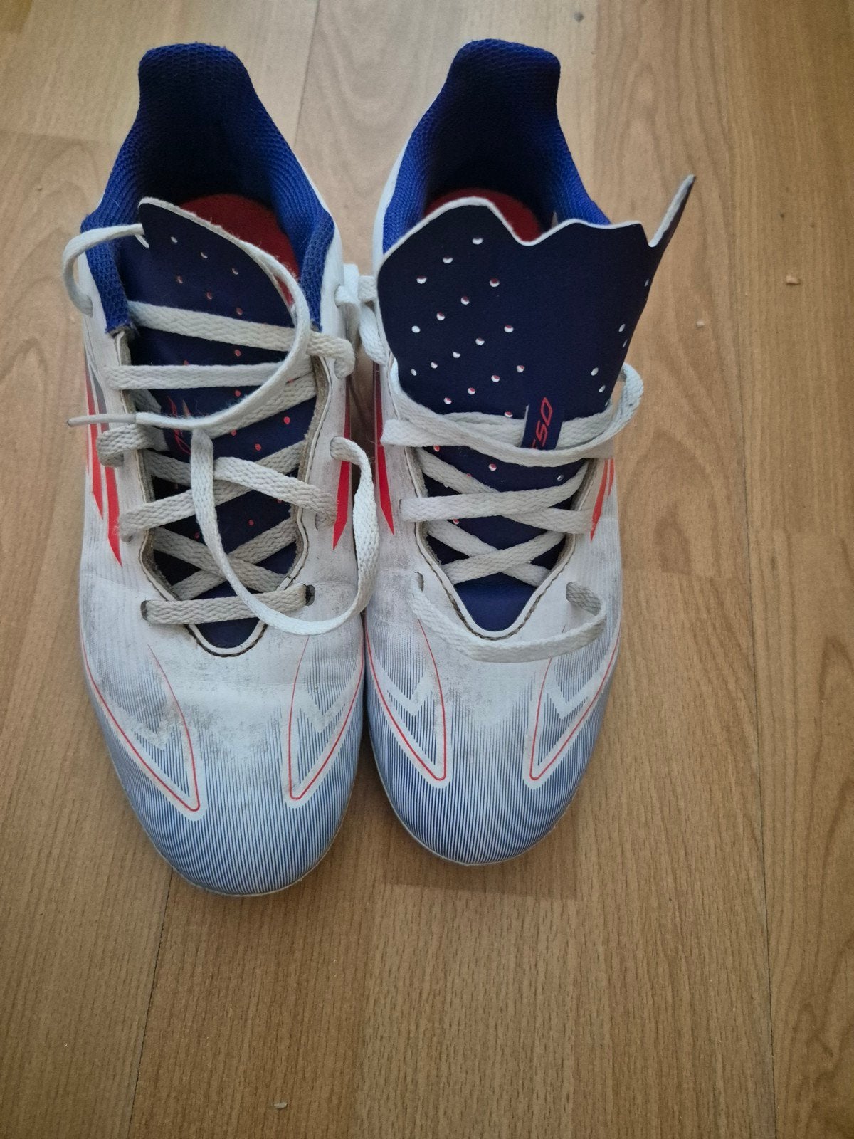 Voetbalschoenen maat 37,5, Sport en Fitness, Voetbal, Maat XS of kleiner, Ophalen of Verzenden, Zo goed als nieuw, Schoenen