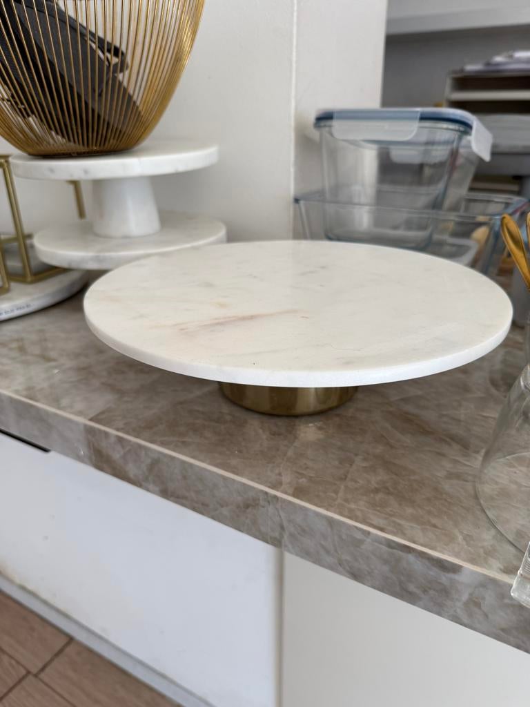 Marmeren taartplateau met messing voet - H&M Home, Ophalen of Verzenden, Zo goed als nieuw