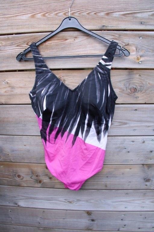 Badpak zwart/ roze/ creme Charmline mt 44C Vaste prijs, Zwart, Badpak, Ophalen of Verzenden, Zo goed als nieuw