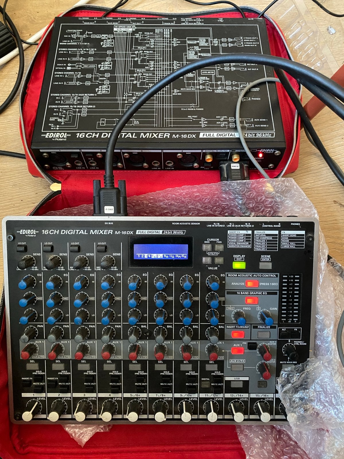 Edirol by Roland M-16DX 16-channel digital mixer, Ophalen of Verzenden, Gebruikt, Audio
