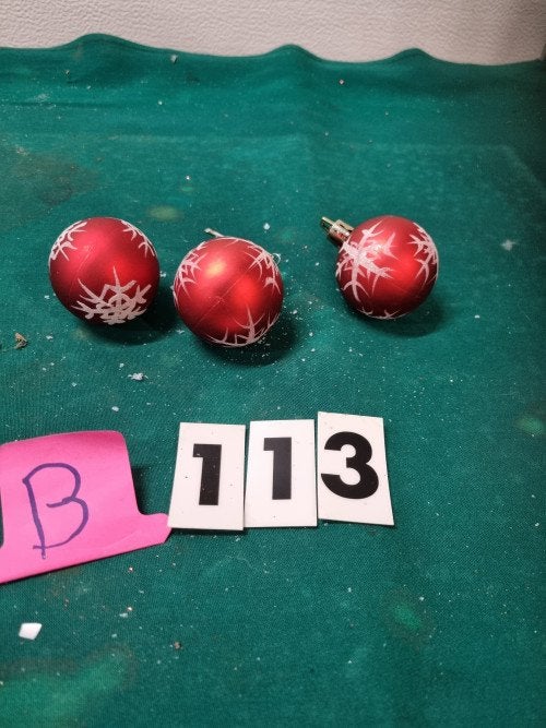 kerstballen rood met sneeuw vlok [b113], Diversen, Kerst, Ophalen of Verzenden, 'T Olde Gre-j, Info@toldegrej.nl, Endepoelstraat 20f Didam