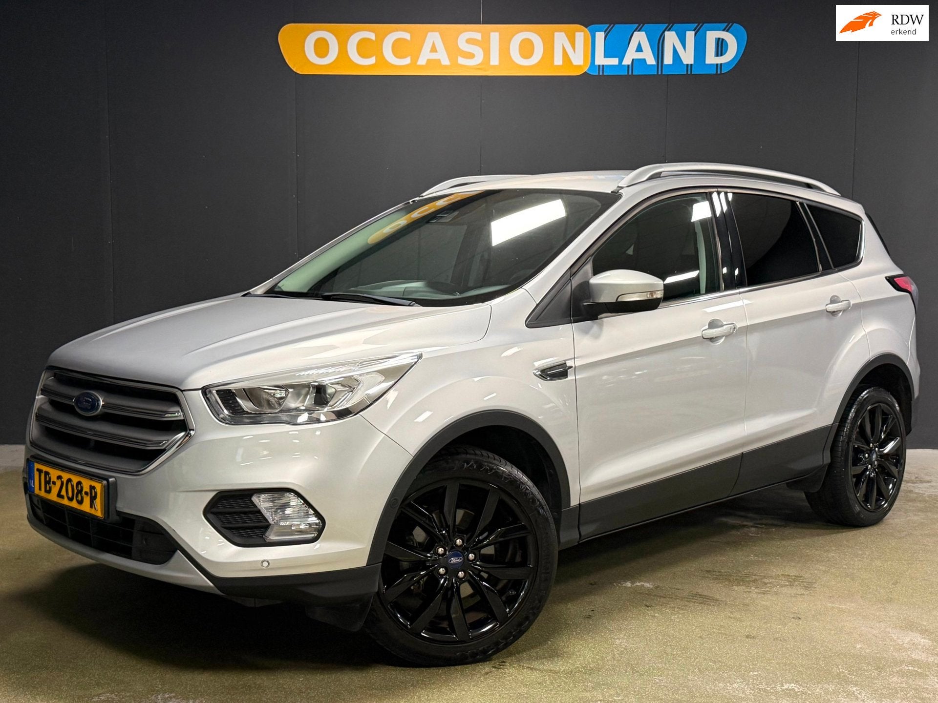 Ford Kuga 1.5 EcoBoost Titanium|TREKHAAK|SFEER|CAMERA|KEYLES, Auto's, Ford, 4 cilinders, Origineel Nederlands, Bedrijf, Handgeschakeld