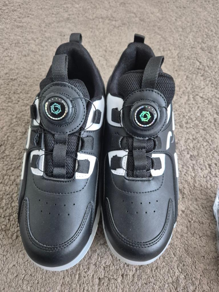 Rocky rolschoenen met LED verlichting - Maat 37, Sport en Fitness, Skeelers, Overige merken, Kinderen, Overige typen, Nieuw