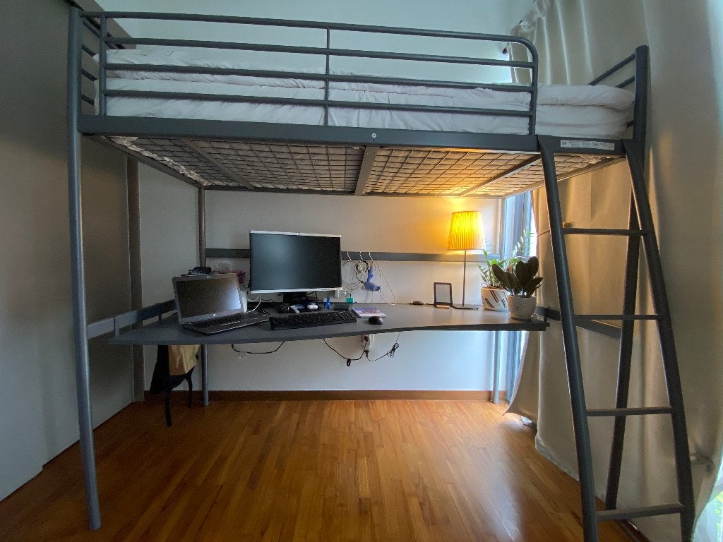 Grijze IKEA Trömso hoogslaper met wit bureau, Ophalen, Gebruikt, Hoogslaper, 140 cm