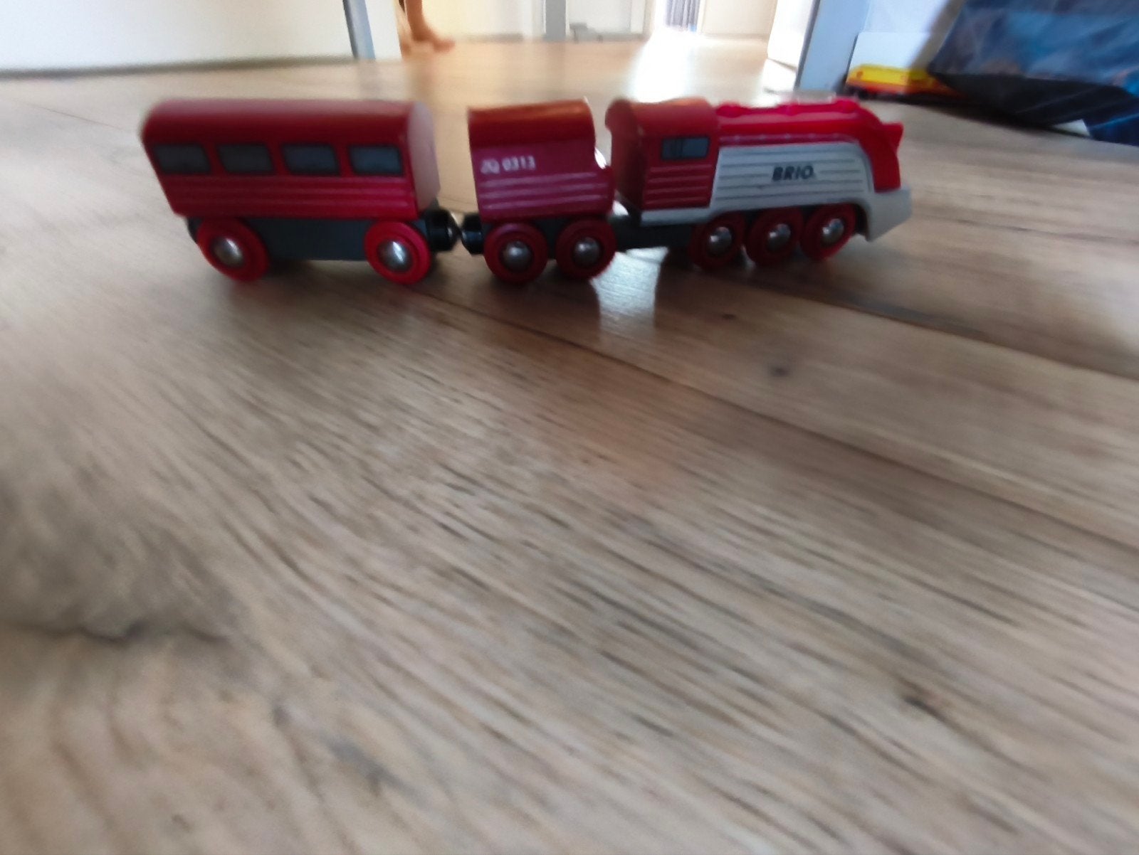 Brio trein met wagon, Ophalen of Verzenden, Zo goed als nieuw, Overige typen