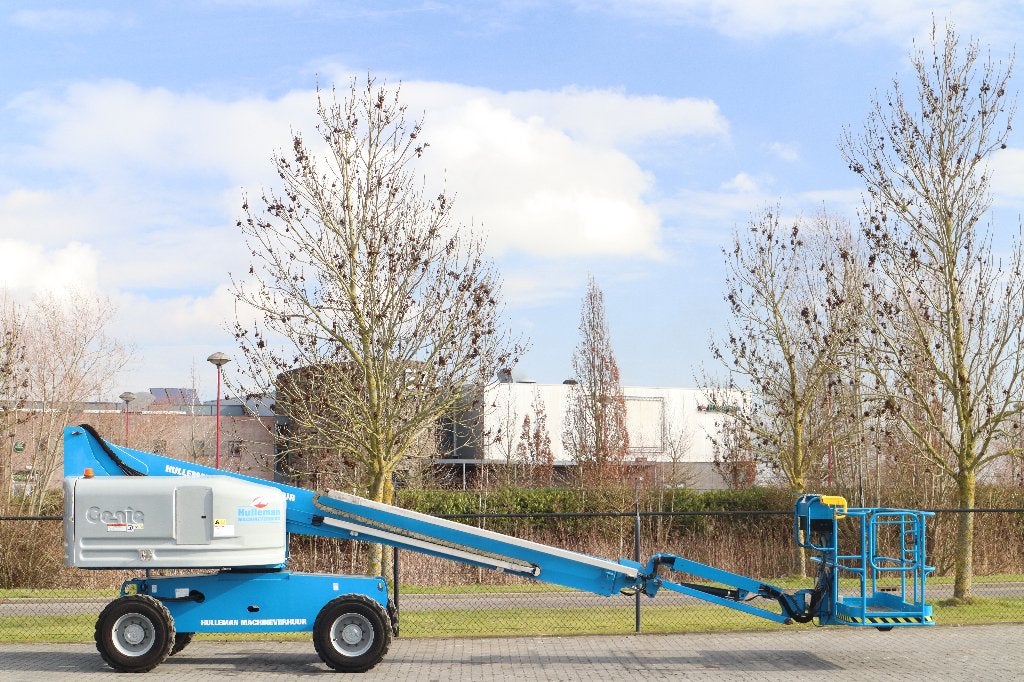 16 METER TELESCOOPHOOGWERKER TE HUUR | HOOGWERKER VERHUUR