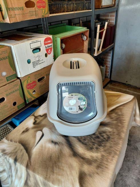 Katten toilet, Dieren en Toebehoren, Ophalen of Verzenden, Zo goed als nieuw, Gesloten