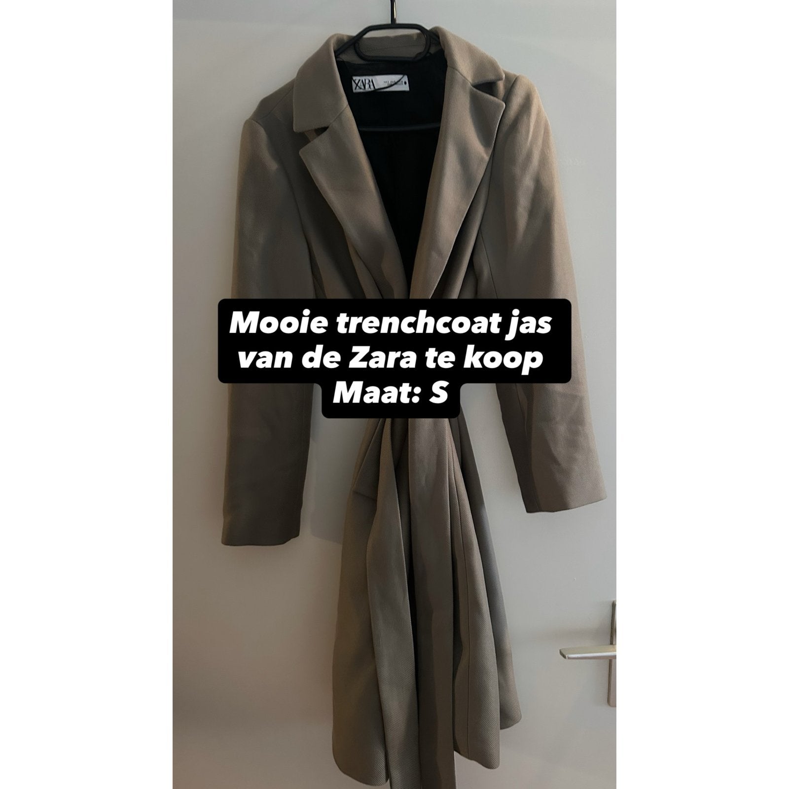 Mooie trenchcoat jas van de Zara - Maat S, Kleding | Dames, Verzenden, Zo goed als nieuw, Maat 36 (S), Grijs