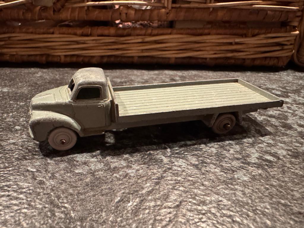 Dublo Dinky Toys 066 Bedford Flat Truck (1957-1964), Ophalen of Verzenden