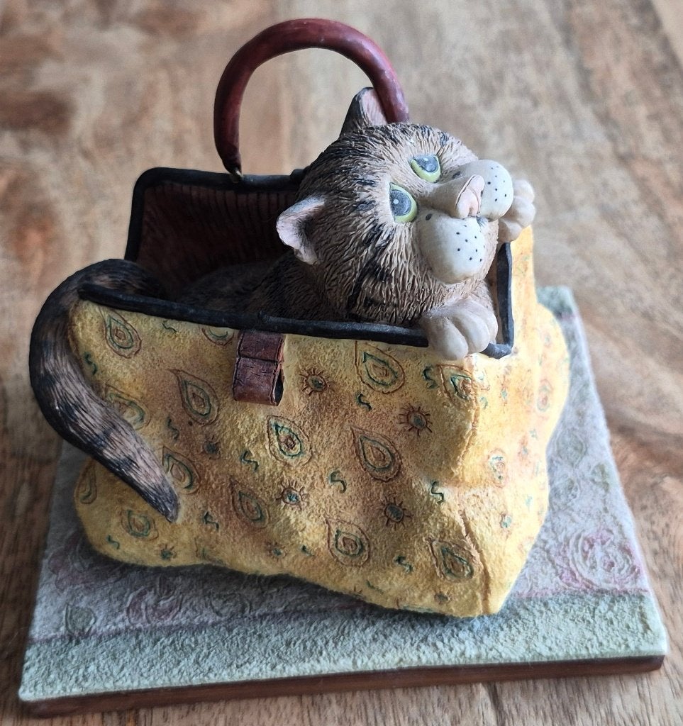 Kat in Tas  11x9x9,5 cm, Ophalen of Verzenden, Zo goed als nieuw, Dier