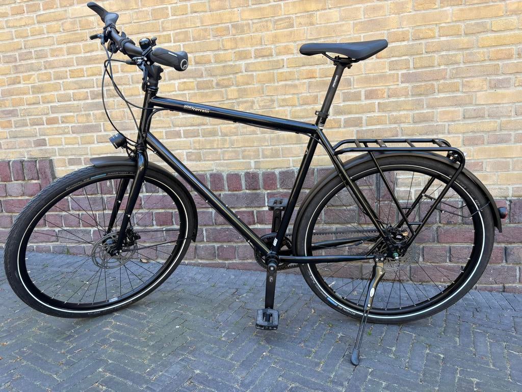 Tout Terrain Amber Road Trekking Fiets Belt Drive, Minder dan 10 versnellingen, Zo goed als nieuw, 57 tot 61 cm, Ophalen