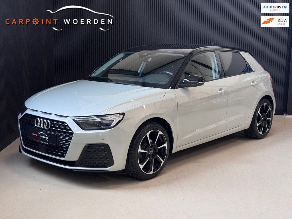 Audi A1 Sportback 25 TFSI Advanced edition | LED | CARPLAY |, Stof, Zwart, 95 pk, 1100 kg