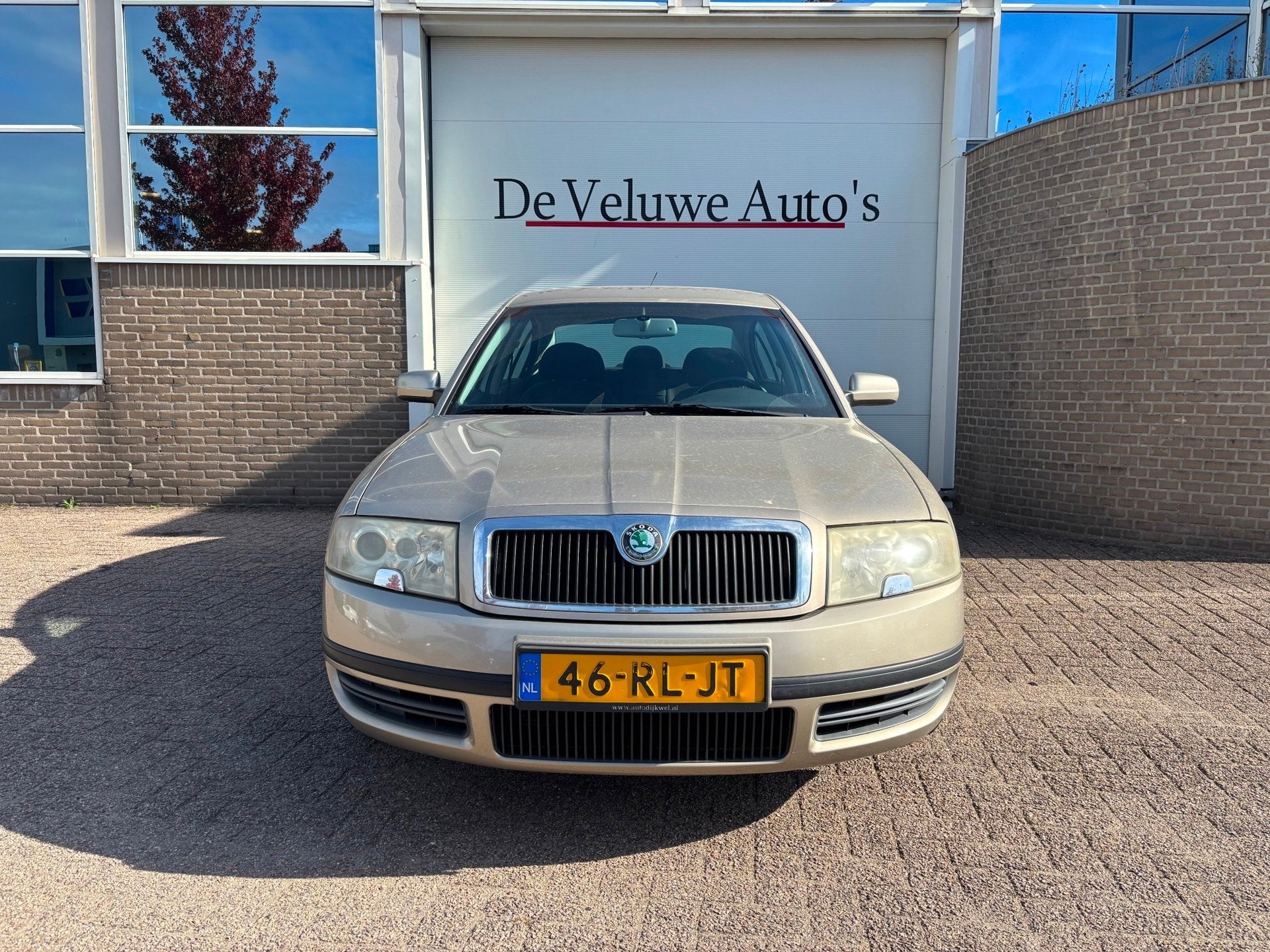 Skoda Superb 1.8 Turbo Comfort 150PK|Automaat, Auto's, Gebruikt, 4 cilinders, 150 pk, Beige