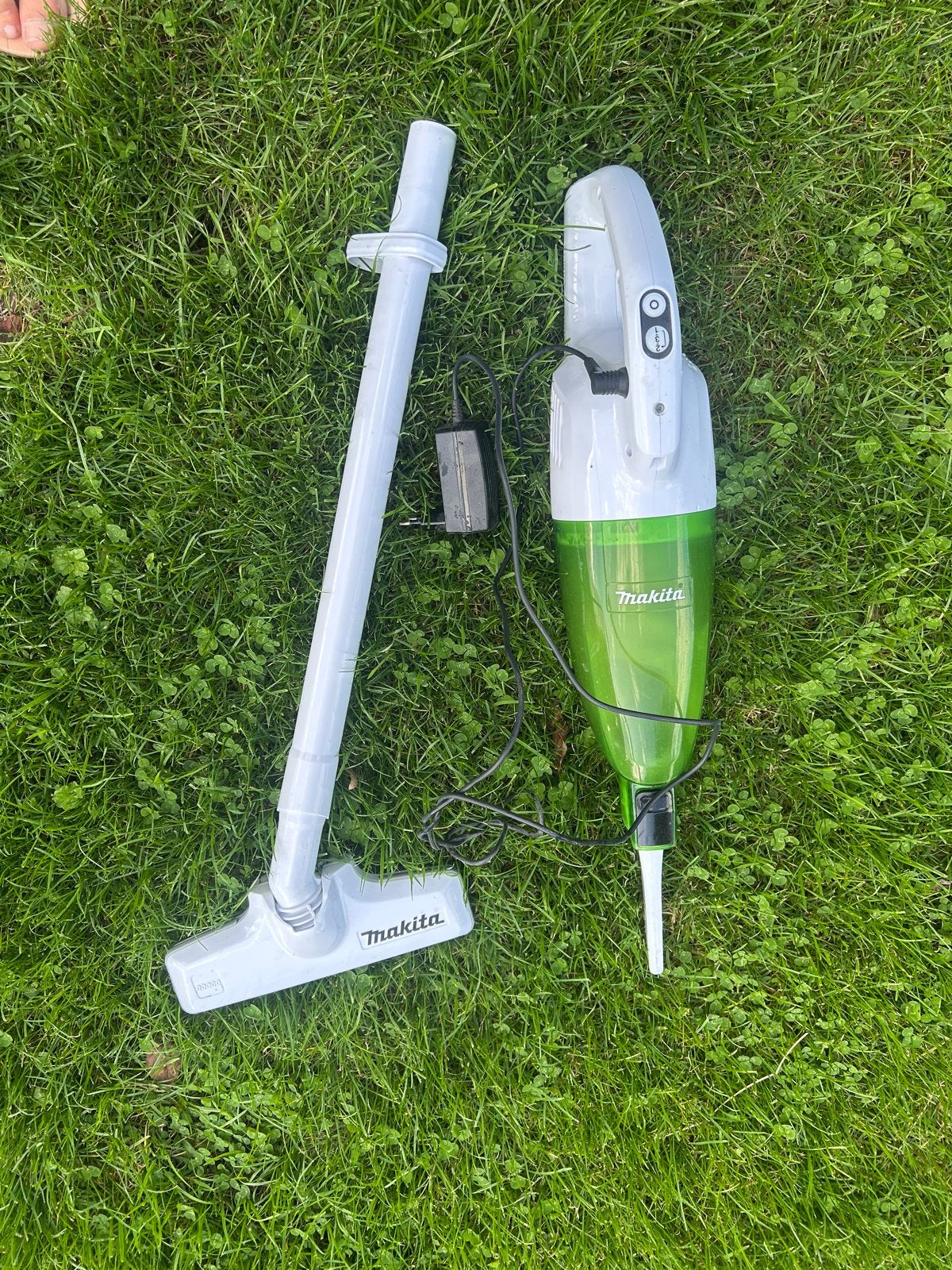 Makita DCL180Z Steelstofzuiger - Groen (met accu), Witgoed en Apparatuur, Draadloos, Ophalen of Verzenden, Zo goed als nieuw, Reservoir