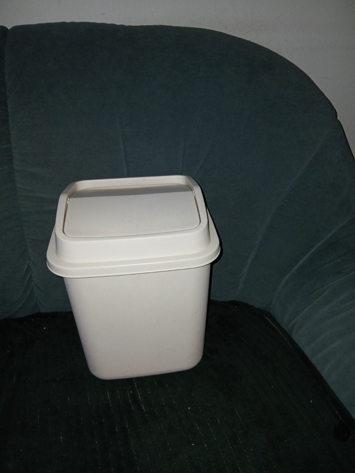 Prullebakje, 40 liter of meer, Ophalen, Kunststof