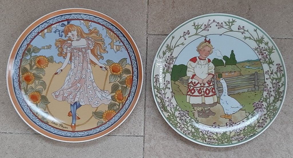 2 Villeroy & Boch sierborden gemaakt voor Unicef, Ophalen of Verzenden, Zo goed als nieuw, Meerkleurig, Overige materialen