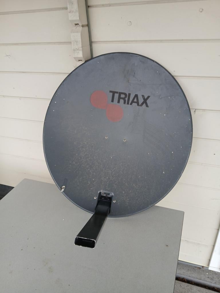 Schotel, Audio, Tv en Foto, Schotelantennes, Ophalen of Verzenden, Zo goed als nieuw, (Schotel)antenne, Overige merken