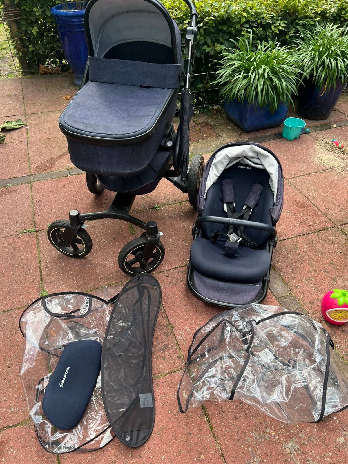 Maxi Cosi Nova en Oria blauw, Ophalen, Gebruikt, Combiwagen, Verstelbare duwstang