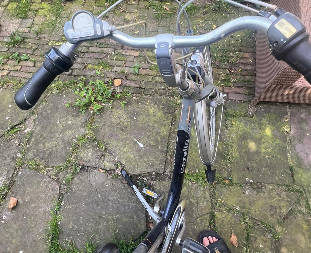 Gazelle elektrische fiets - scherm defect, zonder oplader, Ophalen, Gebruikt, Gazelle
