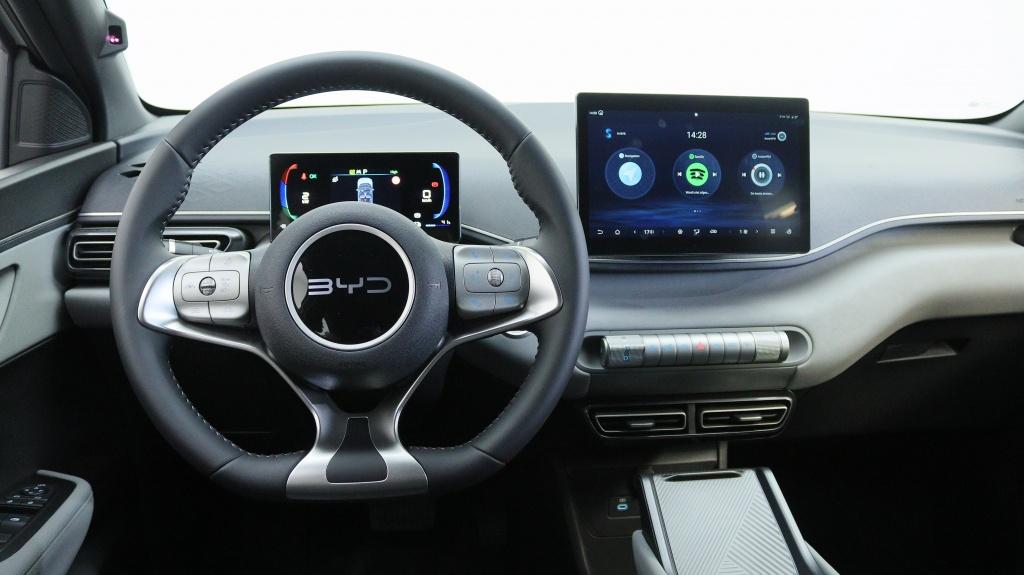 BYD DOLPHIN SURF Boost 43 kWh | Private Lease 409,- p.m. | I, Auto's, BYD, 0 cilinders, Zwart, Wit, Leder