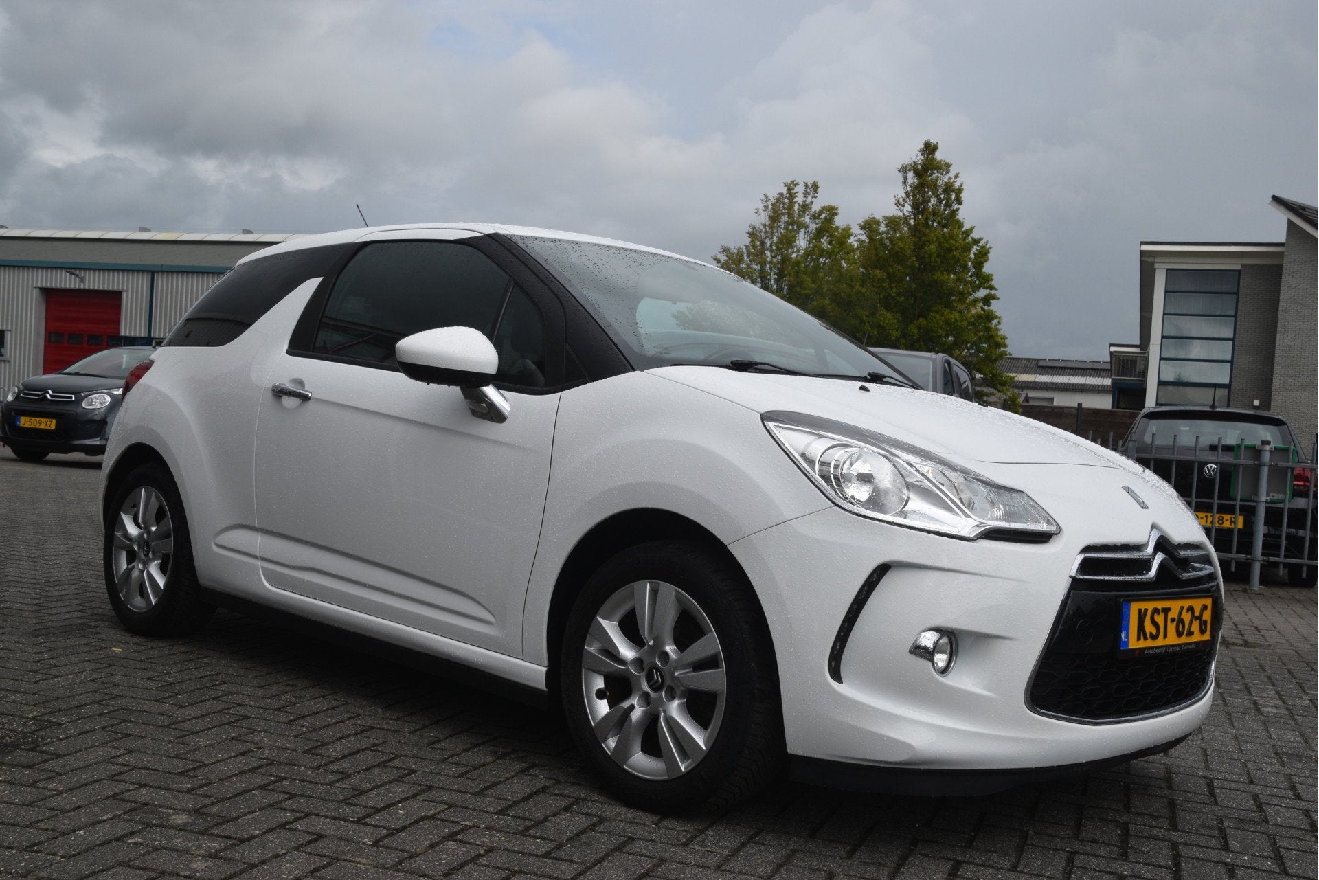 Citroën DS3 1.4 Chic Airco | LMV | Mistlampen | Cruise, Auto's, Voorwielaandrijving, Euro 5, Stof, Gebruikt