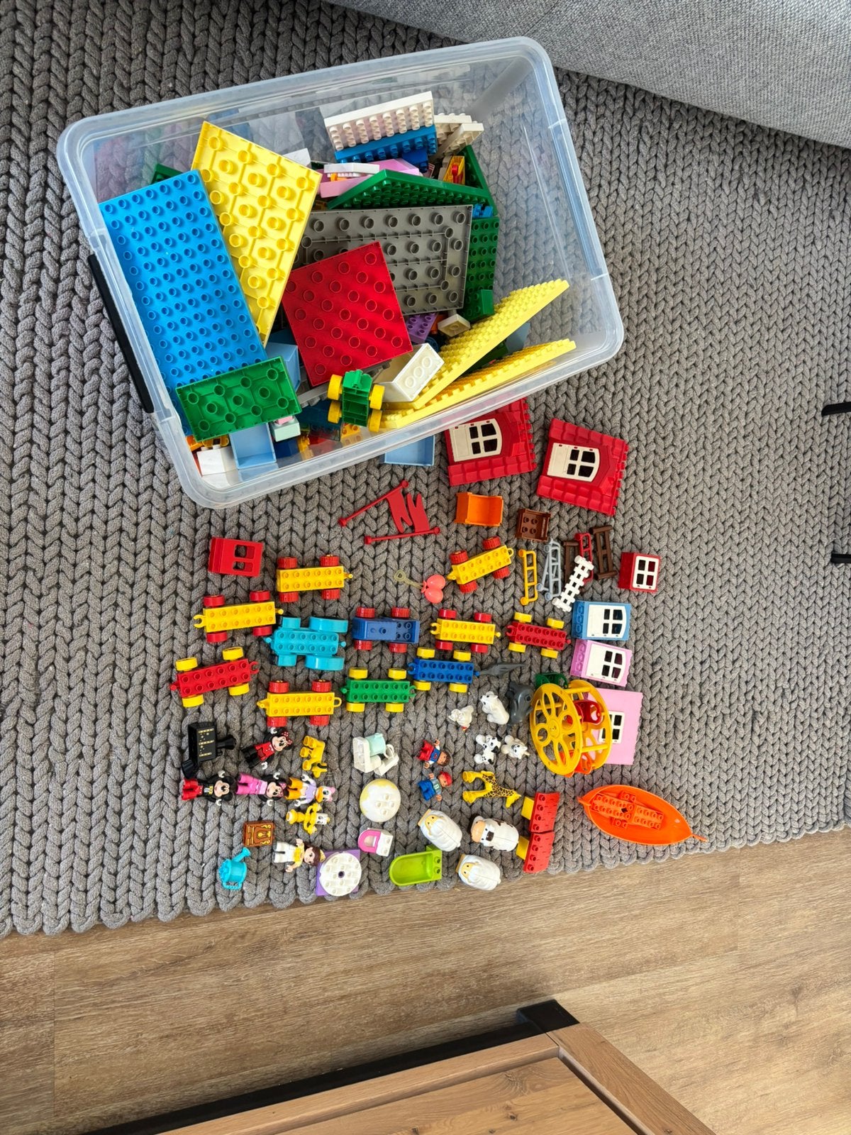 Duplo - volle bak met diverse onderdelen, Ophalen, Zo goed als nieuw
