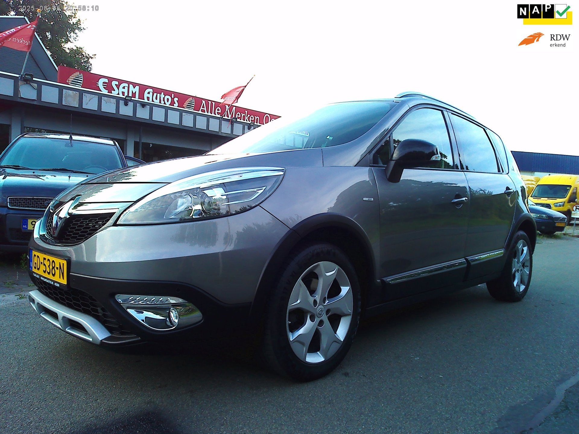 Renault Scénic 1.2 TCe Bose (2015+NAVI+Airco), Auto's, Renault, Bedrijf, Te koop, Scénic, ABS, Airbags, Airconditioning, Automatische klimaatregeling