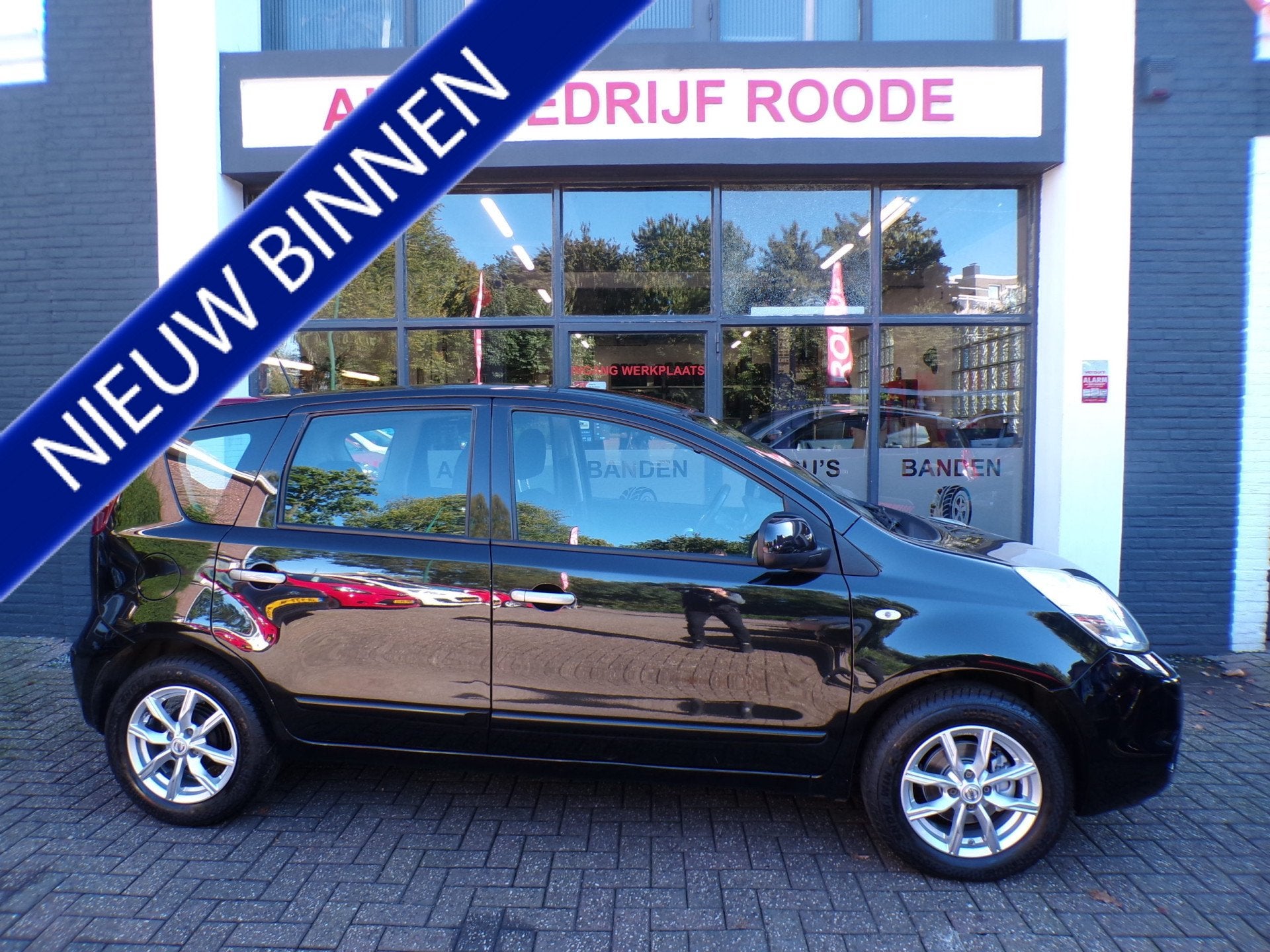 Nissan Note 1.6 Automaat Connect Edition TOP STAAT!, 15 km/l, Gebruikt, 4 cilinders, Met garantie (alle)