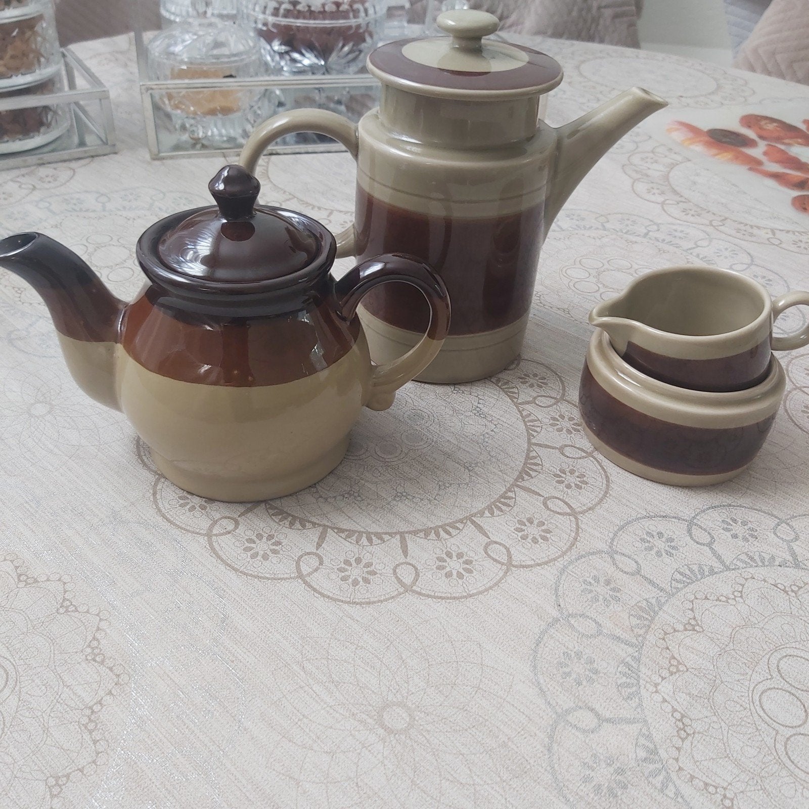 Vintage koffie- en theeservies van aardewerk, Ophalen of Verzenden
