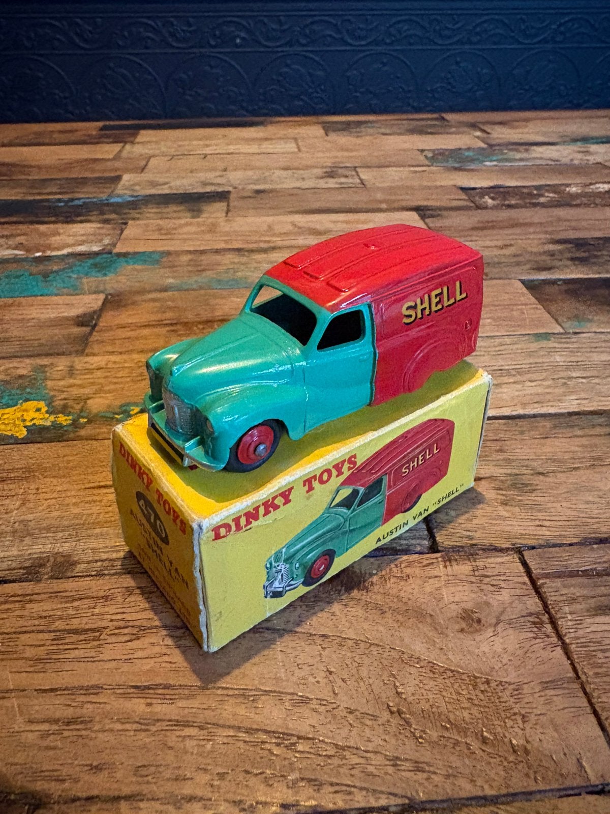 Dinky Toys 470 Austin A40 Shell Van 1954-1956 Originele doos, Ophalen of Verzenden, Zo goed als nieuw, Auto