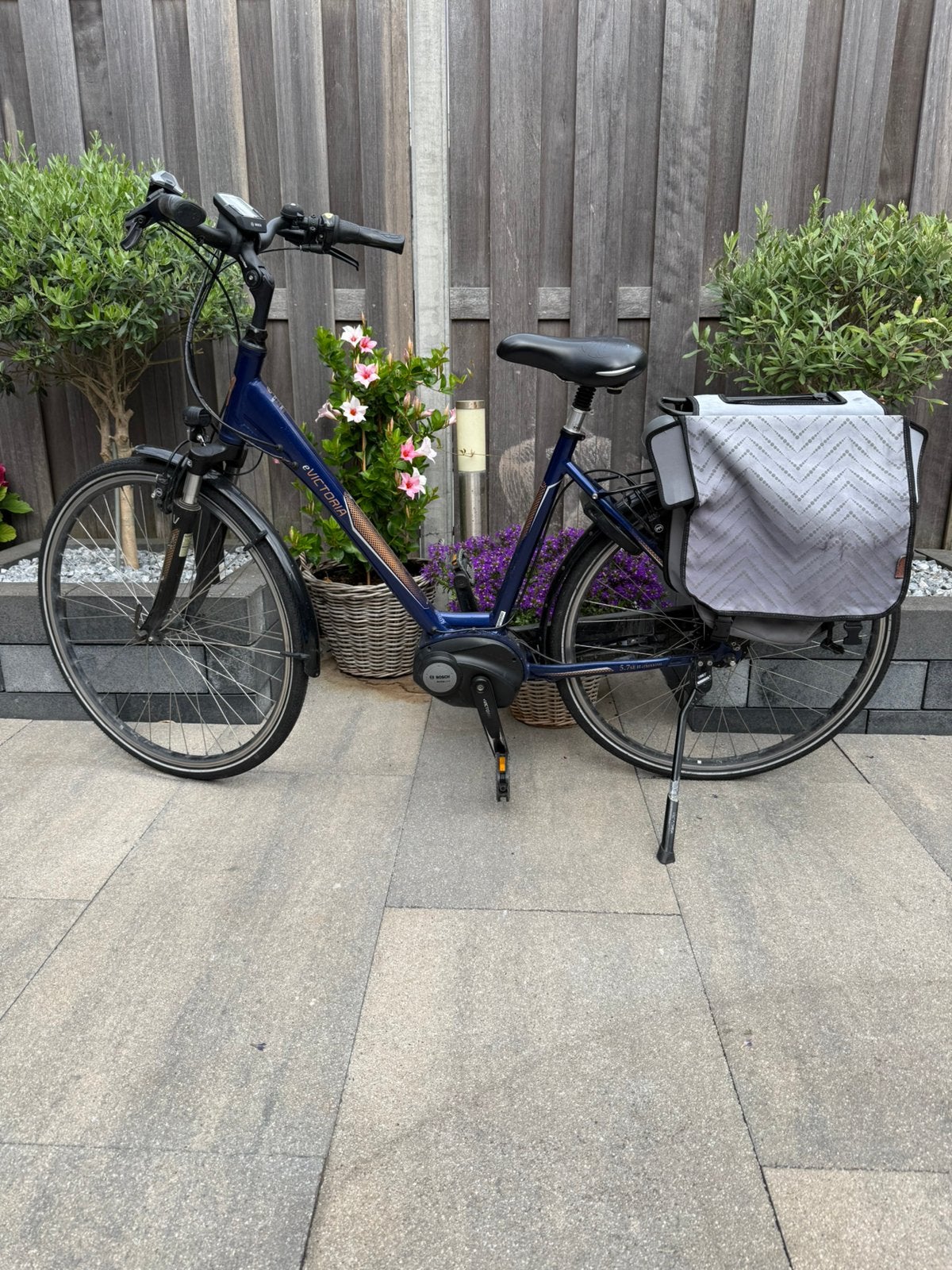 Victoria 5.7 SE H E-Trekking Elektrische Damesfiets, 51 tot 55 cm, Ophalen, Zo goed als nieuw, Overige merken