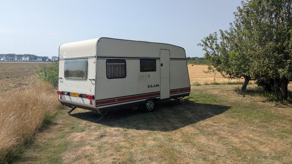 Te koop: Bürstner Club Caravan 4403, Standaardzit, Particulier, Bürstner, 2 aparte bedden