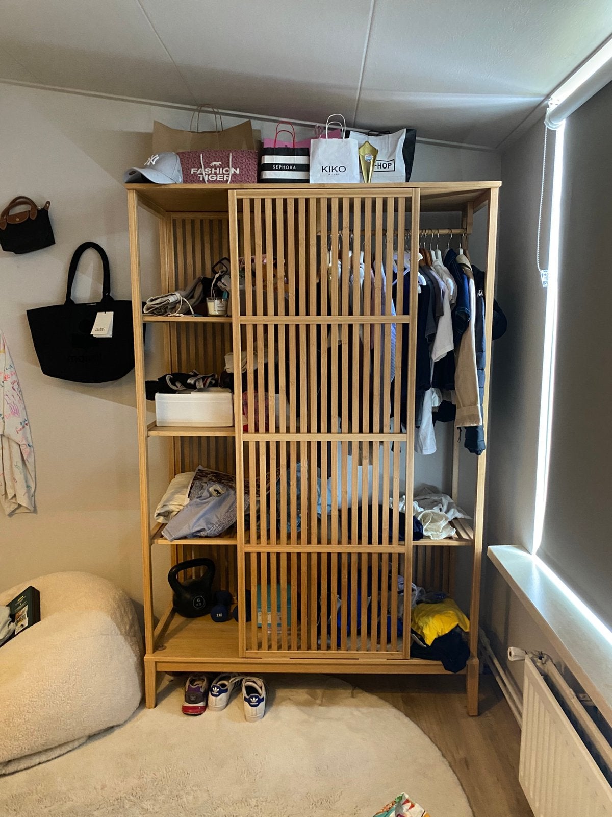 Ikea Nordiska houten kledingkast, Ophalen, Zo goed als nieuw