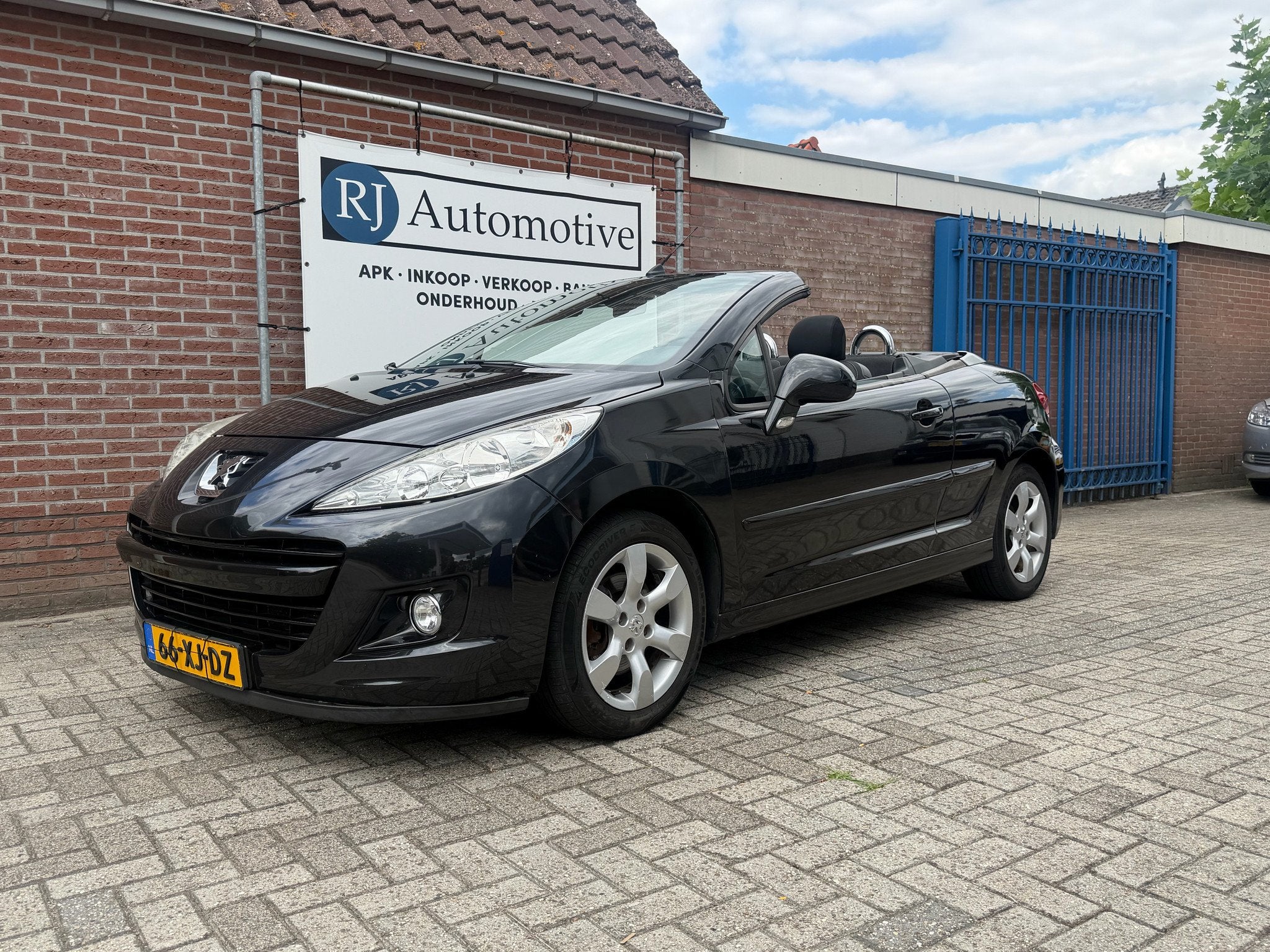 Peugeot 207 CC 1.6 VTi APK/NAP/TREKHAAK (bj 2007), Metallic lak, 15 km/l, Gebruikt, 4 cilinders
