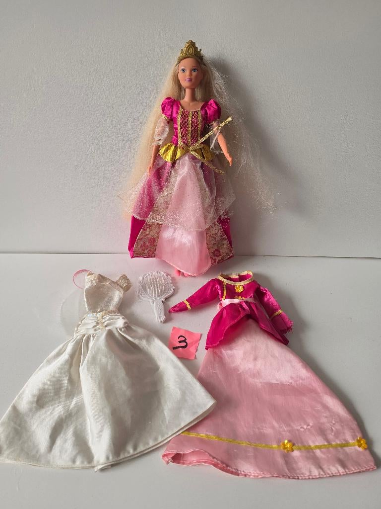 Barbie princess met accessoires, Kinderen en Baby's, Speelgoed | Poppen, Ophalen of Verzenden, Zo goed als nieuw, Barbie