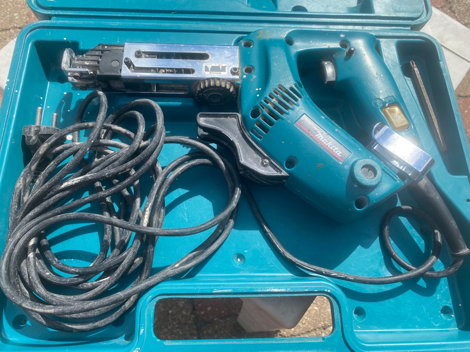 Makita Schroefautomaat 6830 voor schroeven op band, Doe-het-zelf en Verbouw, Gereedschap | Boormachines, Gebruikt, Variabele snelheid