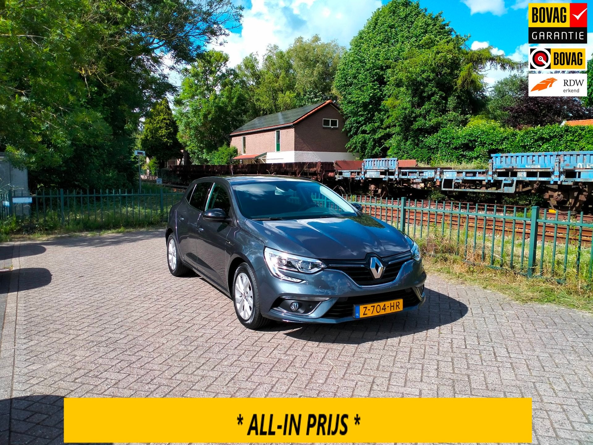Renault MEGANE 1.3 TCe Limited Navi pdc AUTOMAAT trekhaak AL, Auto's, Stof, Gebruikt, 4 cilinders, 1650 kg