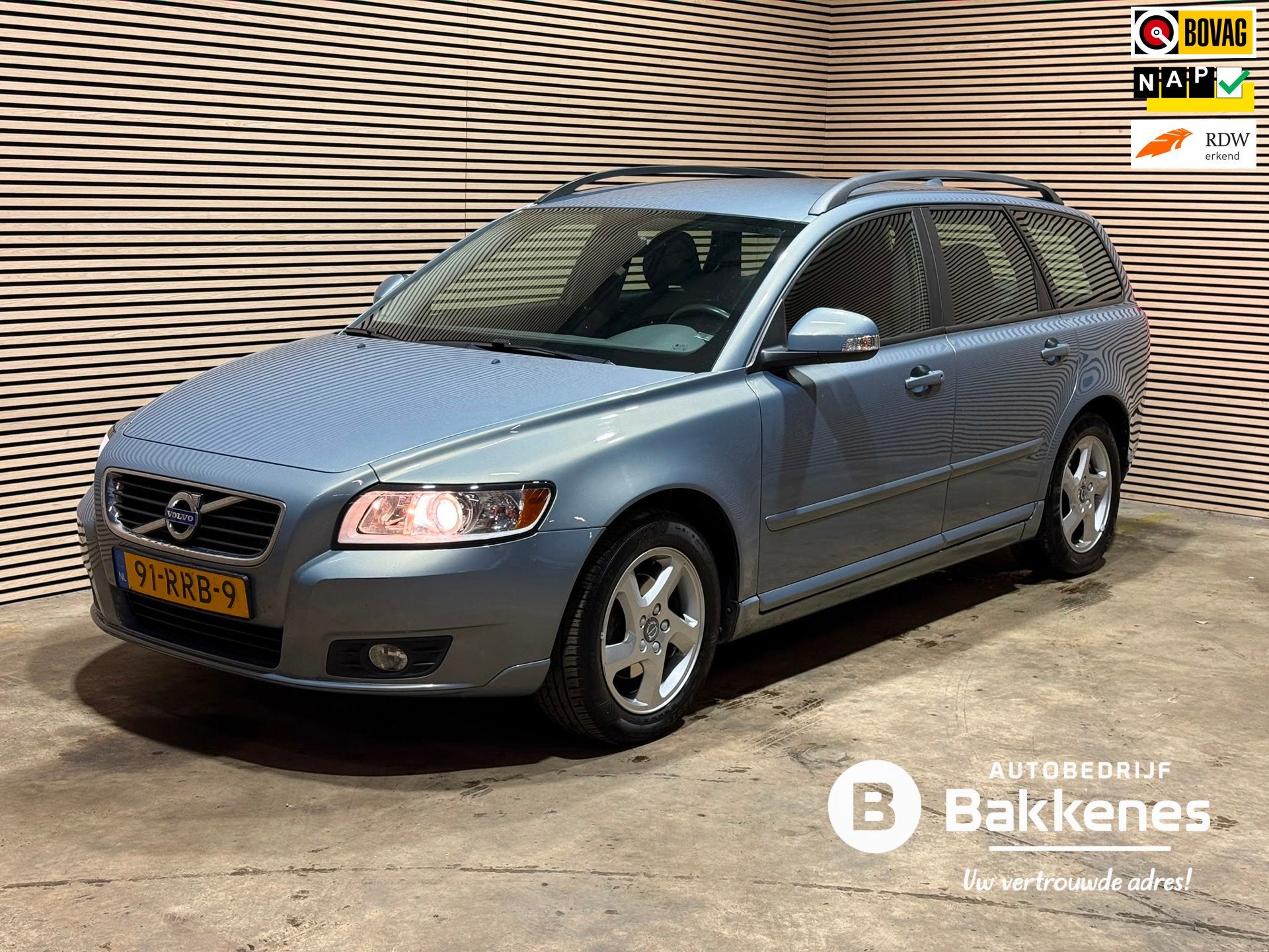 Volvo V50 2.0 Business Edition | 1e eigenaar | Dealer onderh, Stof, Gebruikt, Blauw, Origineel Nederlands