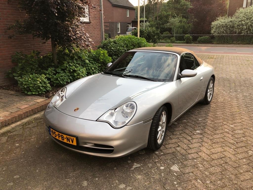 911 Porsche Carrera Cabrio 2004 weinig km, Zwart, Cabriolet, Leder, Handgeschakeld
