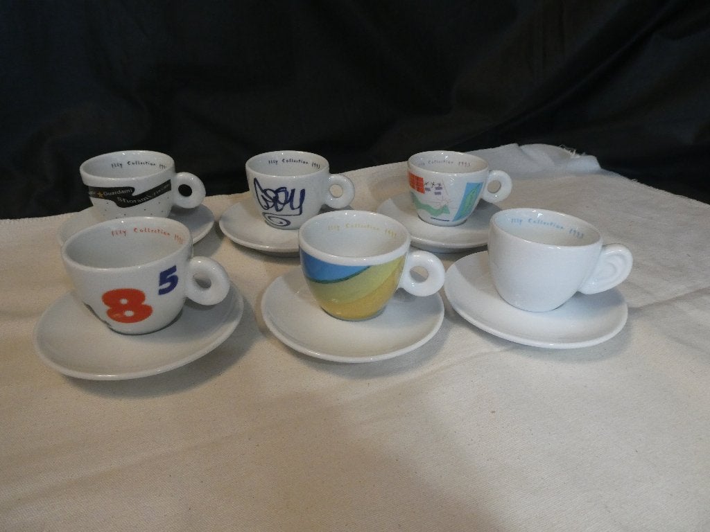6x Illy Art Collection Espressokopje 1993 - Arti e Mestieri, Gebruikt, Ophalen of Verzenden, Overige stijlen, Kop(pen) en/of Schotel(s)